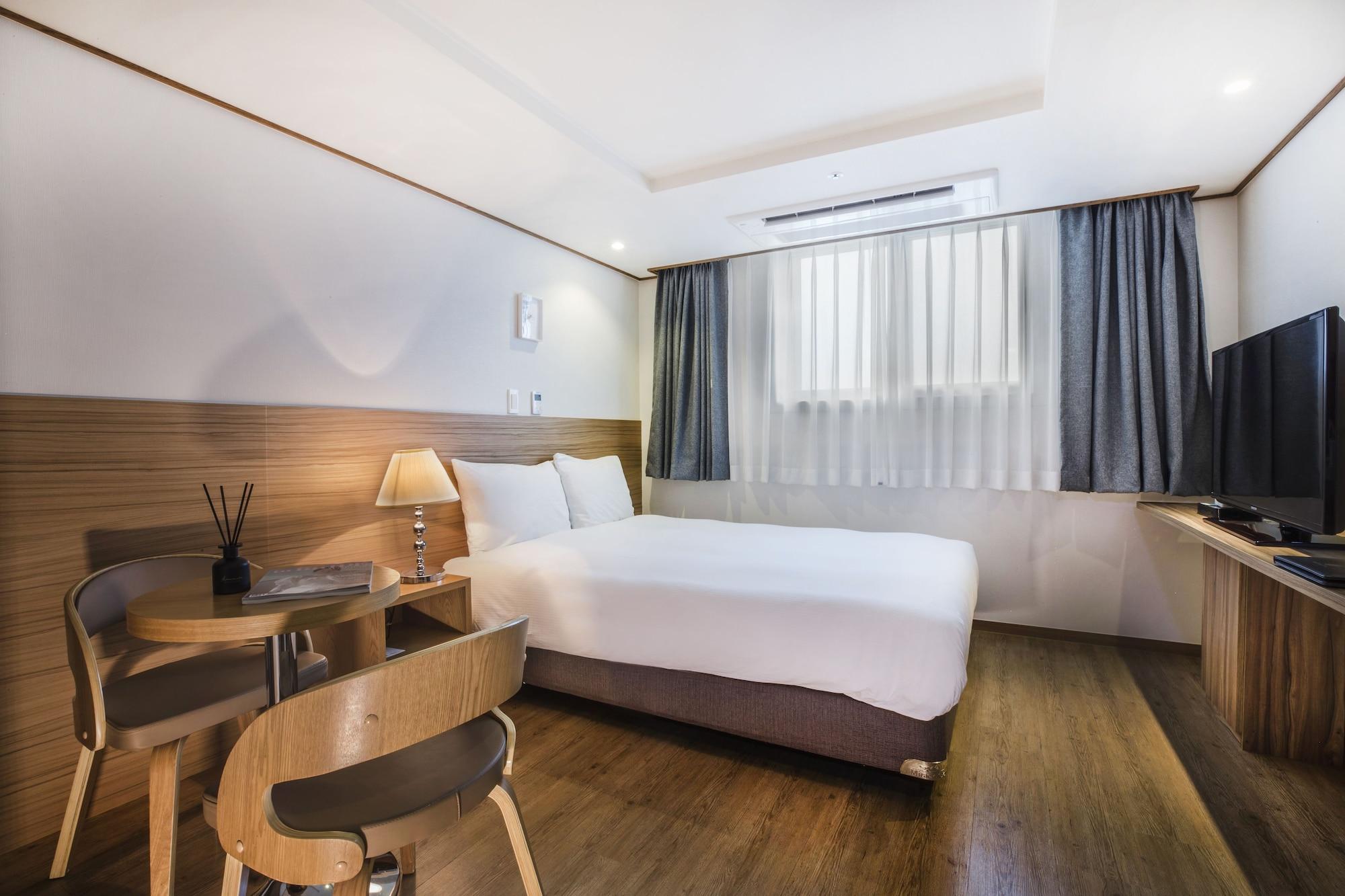 Hotel Rest Seogwipo Exterior photo