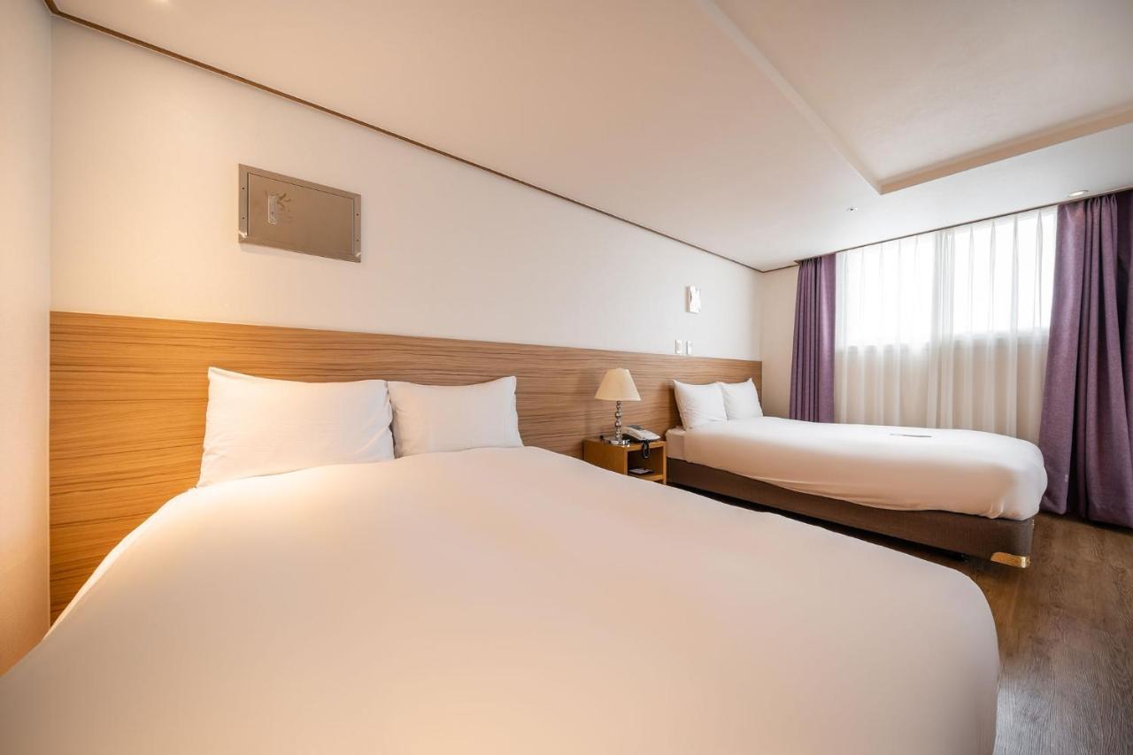 Hotel Rest Seogwipo Exterior photo