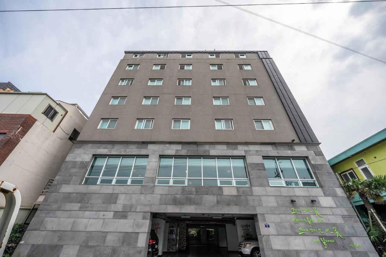 Hotel Rest Seogwipo Exterior photo