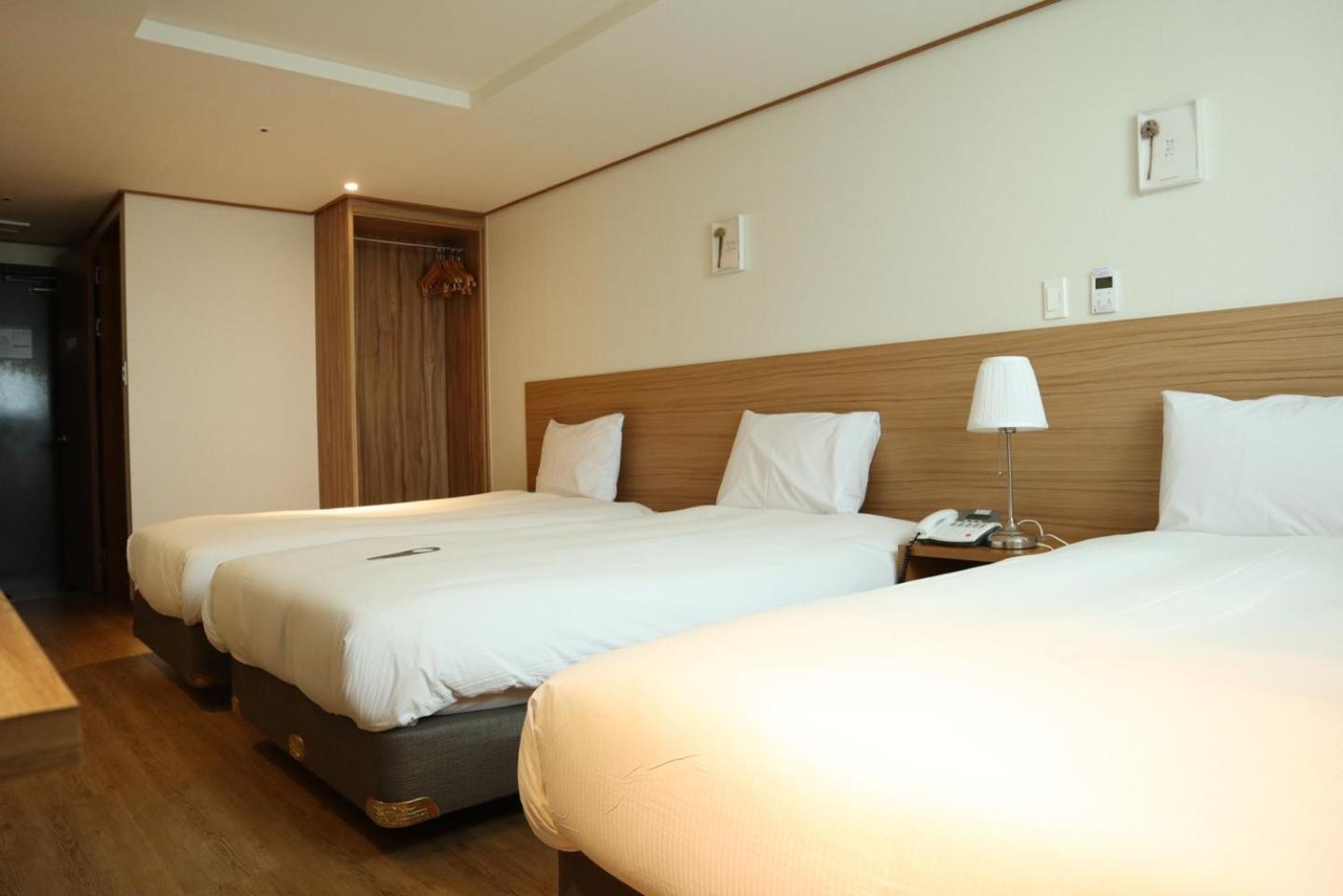 Hotel Rest Seogwipo Exterior photo