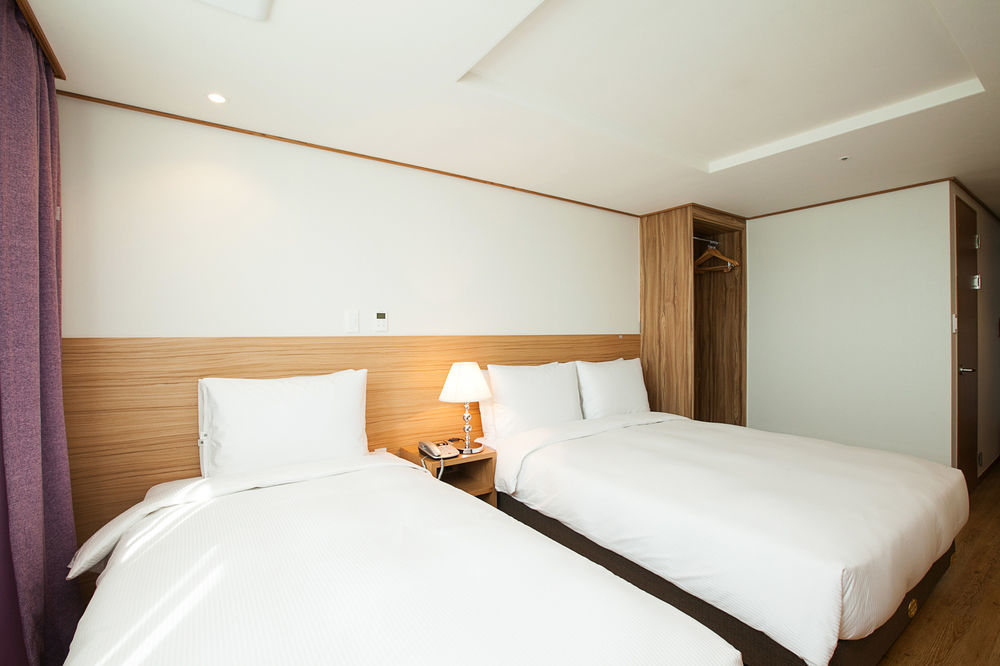 Hotel Rest Seogwipo Exterior photo